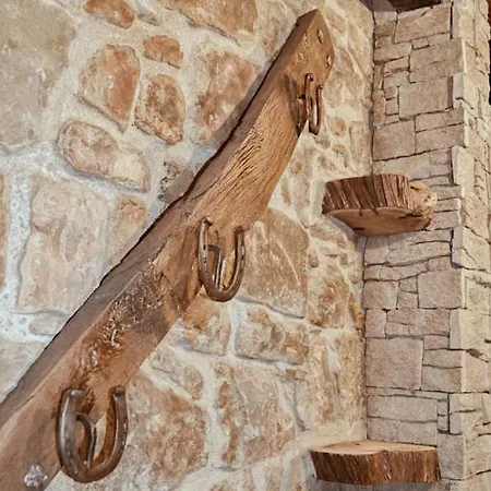 Antiguo Rincon * Colungo