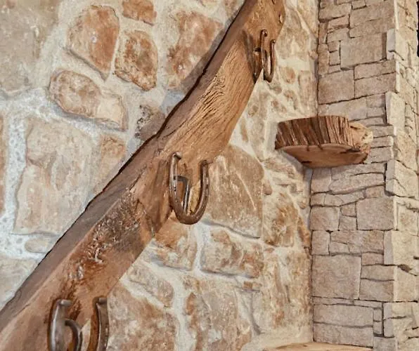 Antiguo Rincon * Colungo